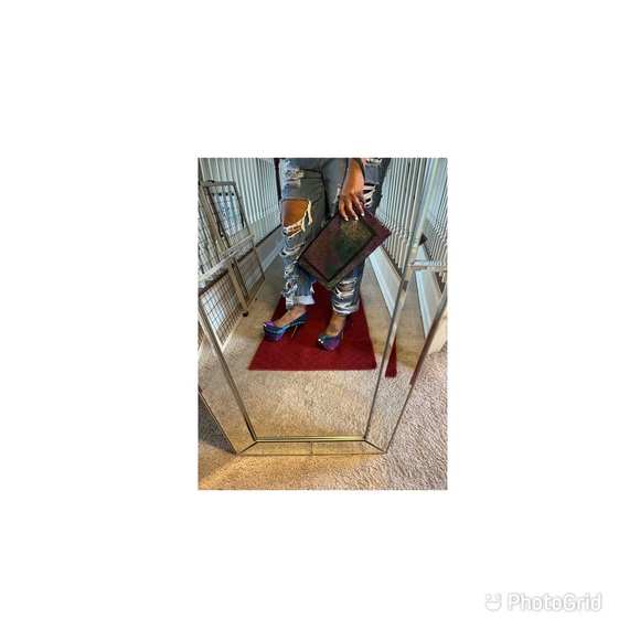 Brand New Chinese Laundry Heels/Clutch Set - Picture 2 of 4